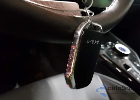 2025 Kia Niro Plug-In Hybrid Ex z USA, uszkodzony, nr VIN KNDCS3LFXS5252627